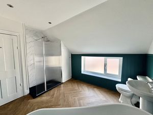 Photo 1- click for photo gallery